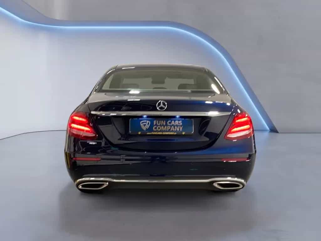 Mercedes-Benz E 200 Lim 9G WIDESCREEN Leder Schiebed AHK Kamer 06/2017-photo-3