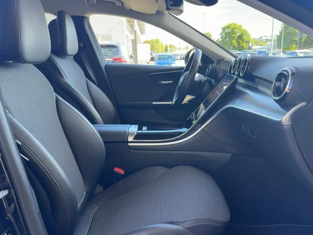 Mercedes-Benz C 220 d T AVANTGARDE+AHK+LED+AMBI+KAM+TOTWINKEL+ 05/2022-photo-6