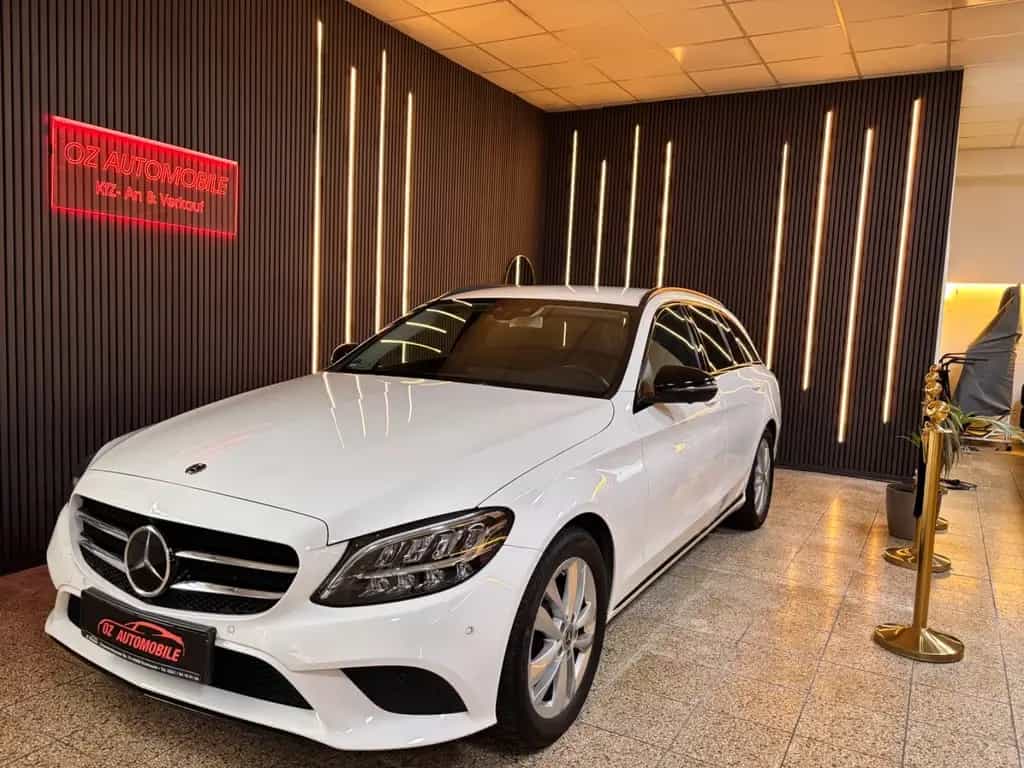 Mercedes-Benz C 180 C T-Modell Navi 360° AHK 07/2020-photo-1
