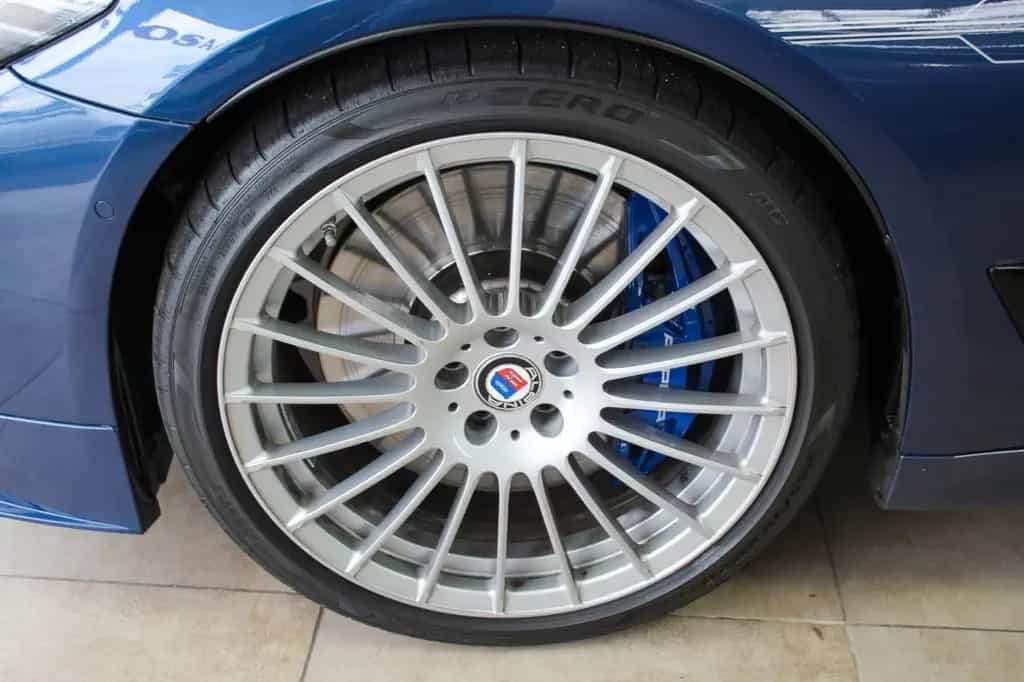 ALPINA D5 S Touring xDrive Voll Pano HUD 1.Hand 01/2024-photo-22
