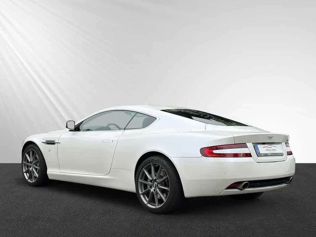 Aston Martin DB9 /Facelift/Deutsch/Scheckheft/Apple CarPlay 07/2010-photo-2