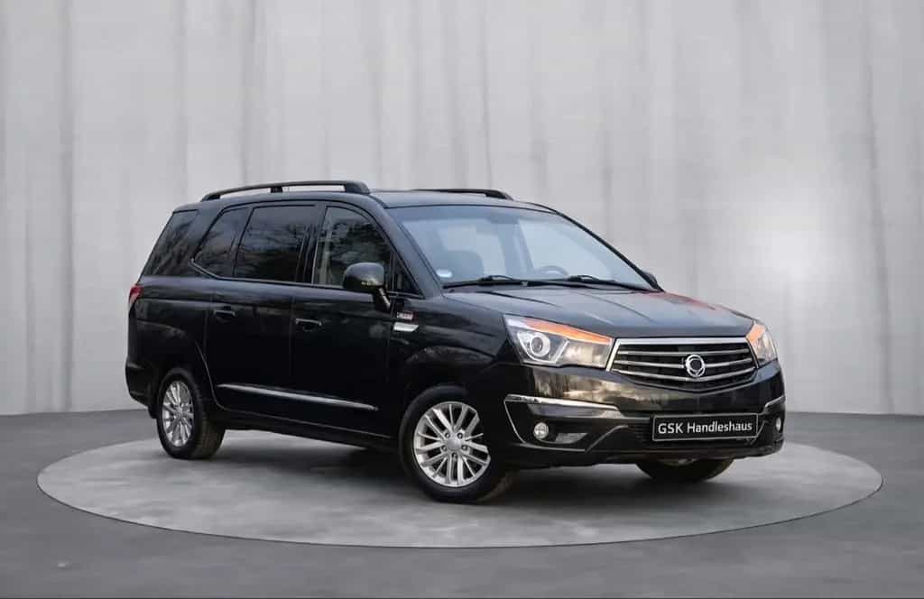 Ssangyong Rodius Sapphire 4WD/7-Sitze/Leder/AHK/Top 10/2013-photo-1