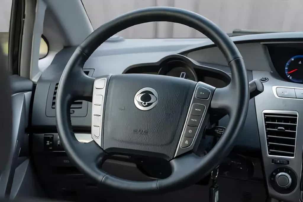 Ssangyong Rodius Sapphire 4WD/7-Sitze/Leder/AHK/Top 10/2013-photo-11