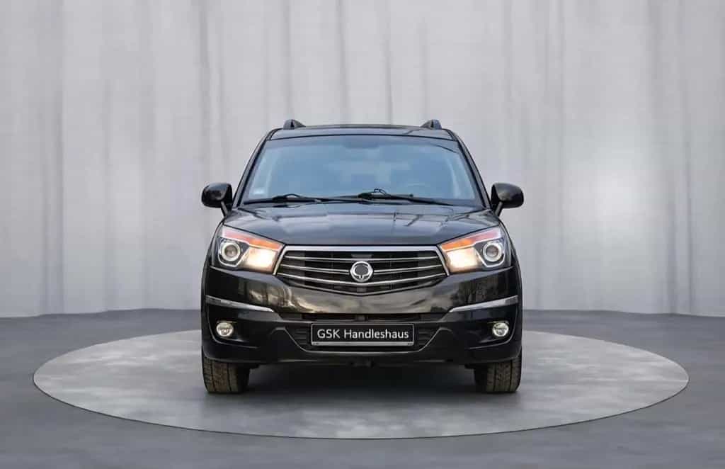 Ssangyong Rodius Sapphire 4WD/7-Sitze/Leder/AHK/Top 10/2013-photo-2
