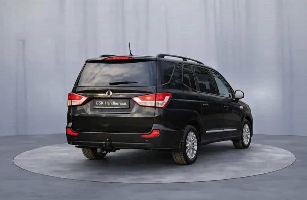 Ssangyong Rodius Sapphire 4WD/7-Sitze/Leder/AHK/Top 10/2013-photo-5