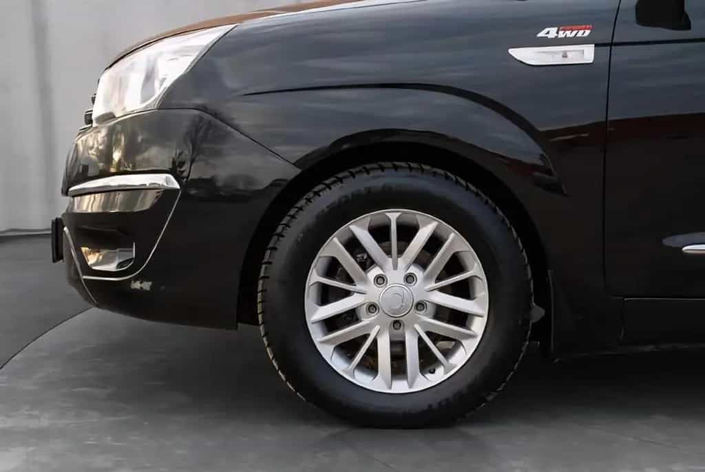 Ssangyong Rodius Sapphire 4WD/7-Sitze/Leder/AHK/Top 10/2013-photo-6
