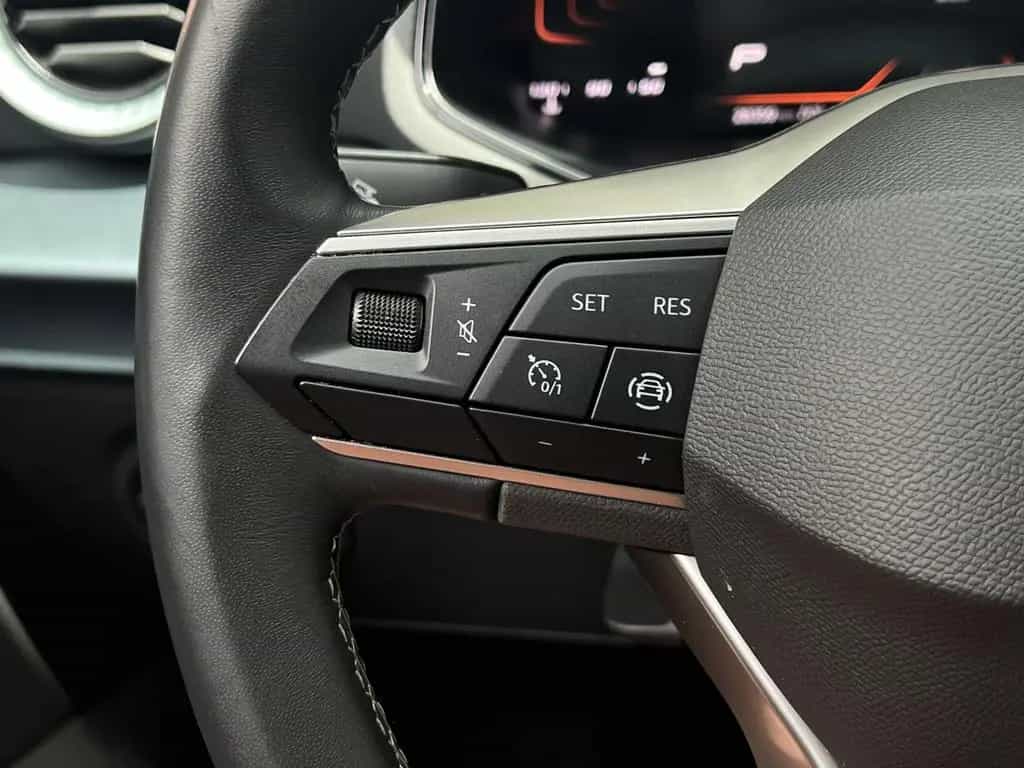 Seat Arona 1.0TSI DSG Xperience Navi LED CarPlay DAB 05/2024-photo-18