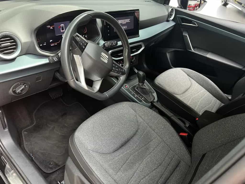 Seat Arona 1.0TSI DSG Xperience Navi LED CarPlay DAB 05/2024-photo-2