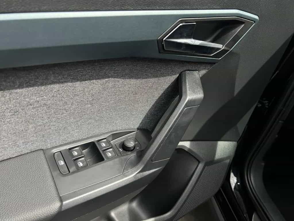 Seat Arona 1.0TSI DSG Xperience Navi LED CarPlay DAB 05/2024-photo-20