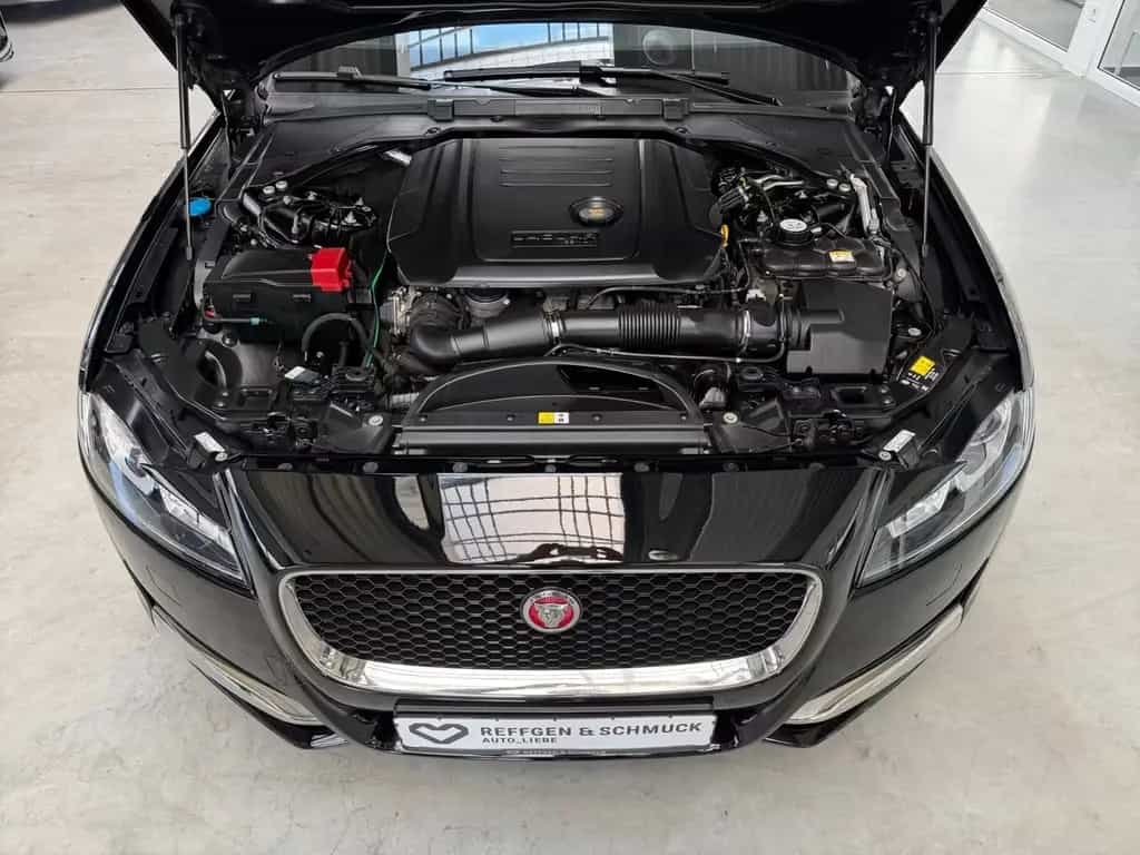 Jaguar XF PURE AUTOMATIK+NAVI+PANO+MERIDIAN+360+ALU+TÜV 09/2018-photo-9