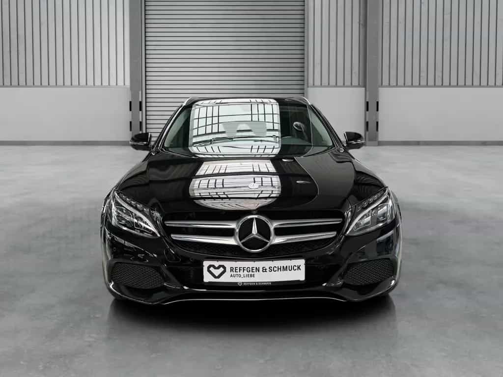 Mercedes-Benz C 200 T ADVANTGARDE NAVIGATION+LED+360KAMERA+AHK 03/2017-photo-1
