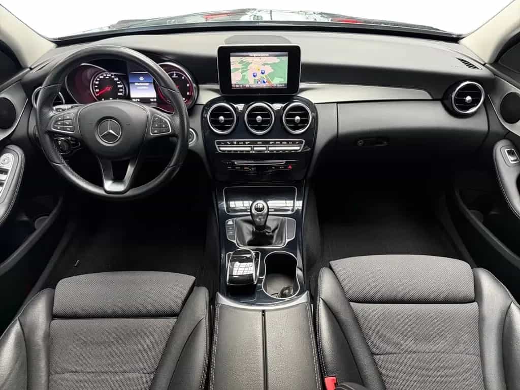 Mercedes-Benz C 200 T ADVANTGARDE NAVIGATION+LED+360KAMERA+AHK 03/2017-photo-4