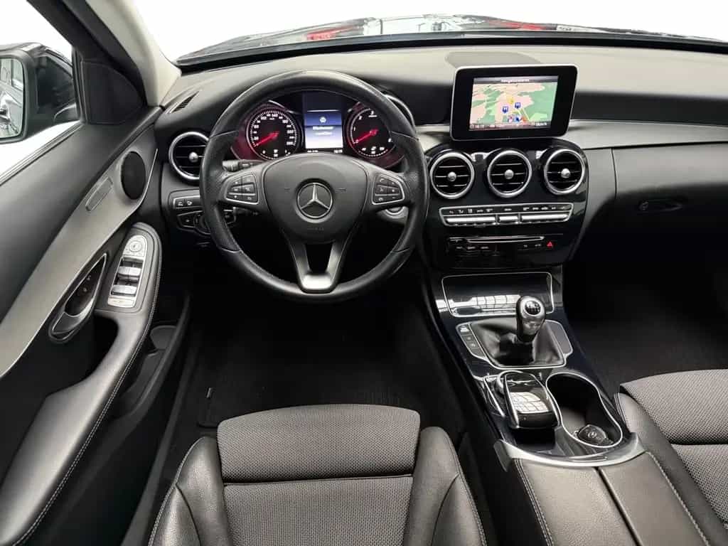 Mercedes-Benz C 200 T ADVANTGARDE NAVIGATION+LED+360KAMERA+AHK 03/2017-photo-5