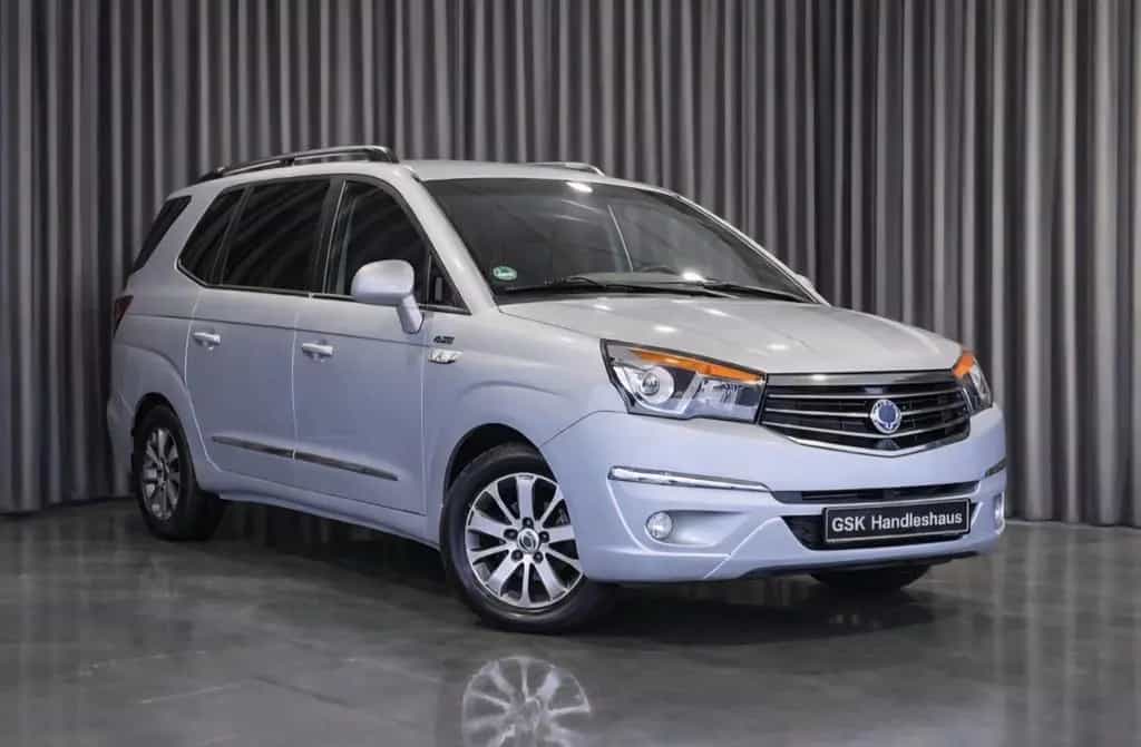 Ssangyong Rodius Sapphire 4WD/7-Sitze/Leder/AHK 12/2017-photo-1
