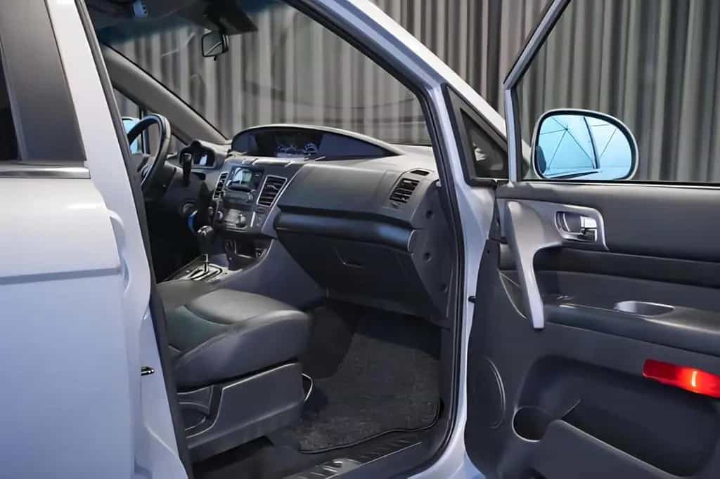 Ssangyong Rodius Sapphire 4WD/7-Sitze/Leder/AHK 12/2017-photo-10