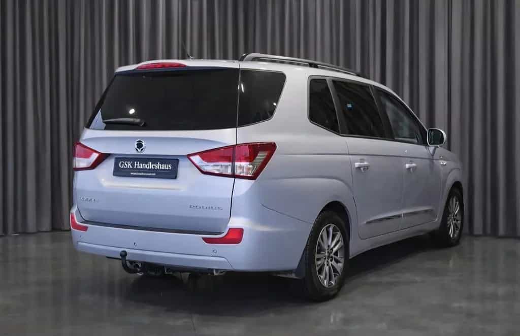 Ssangyong Rodius Sapphire 4WD/7-Sitze/Leder/AHK 12/2017-photo-3