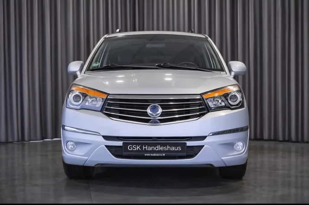 Ssangyong Rodius Sapphire 4WD/7-Sitze/Leder/AHK 12/2017-photo-7