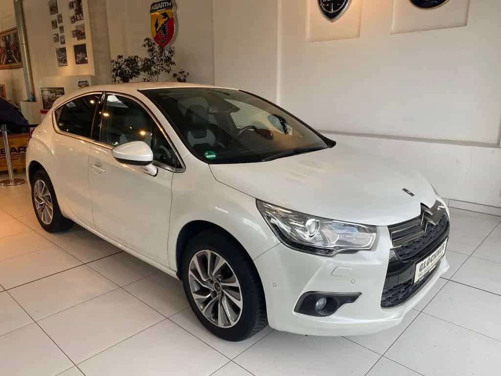 Citroën DS4 1.2 PureTech 130 Chic 04/2015-photo-1