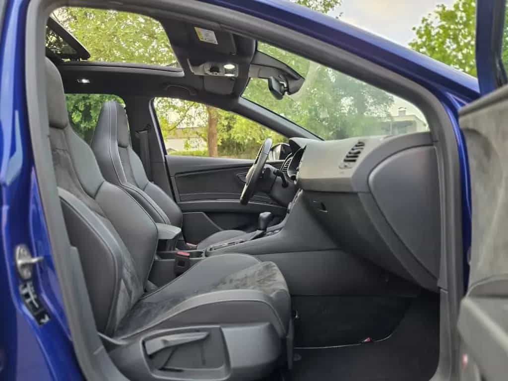 Seat Leon ST Cupra 290 ACC 360K PANO VIRTUAL ALCANT 05/2019-photo-16