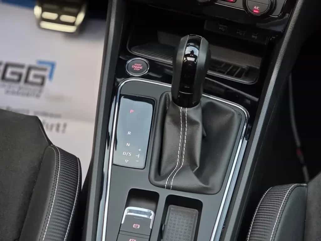 Seat Leon ST Cupra 290 ACC 360K PANO VIRTUAL ALCANT 05/2019-photo-24