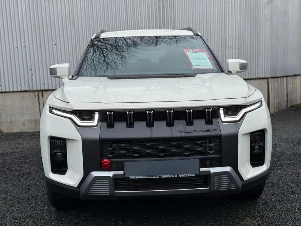 Ssangyong Torres 1.5 T-GDI QUARTZ/AUT/LEDER/CAM/SHZ 11/2024-photo-1