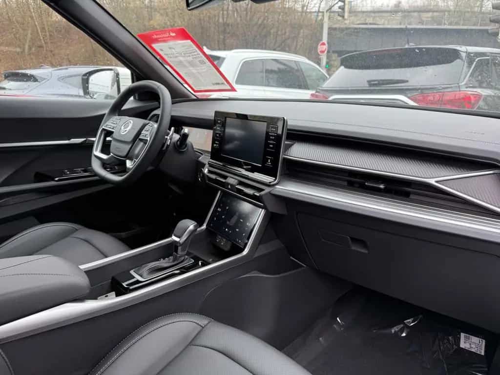 Ssangyong Torres 1.5 T-GDI QUARTZ/AUT/LEDER/CAM/SHZ 11/2024-photo-12