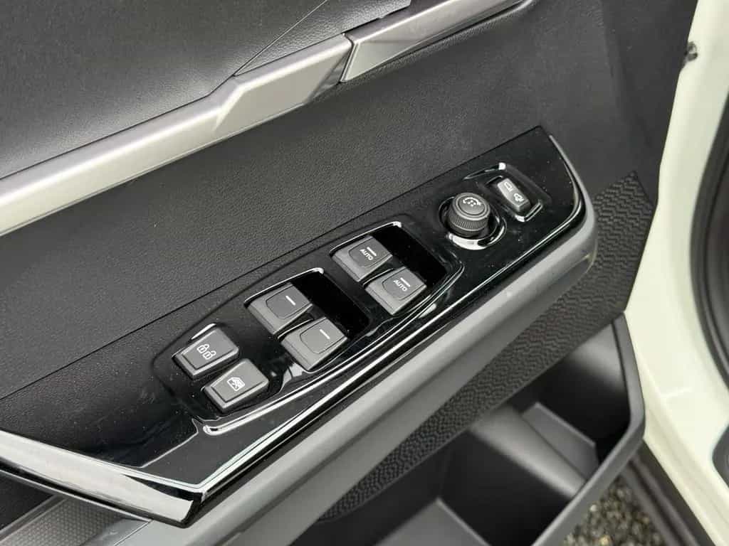 Ssangyong Torres 1.5 T-GDI QUARTZ/AUT/LEDER/CAM/SHZ 11/2024-photo-13