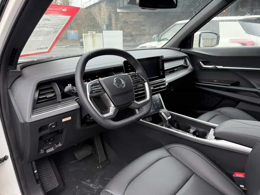 Ssangyong Torres 1.5 T-GDI QUARTZ/AUT/LEDER/CAM/SHZ 11/2024-photo-7