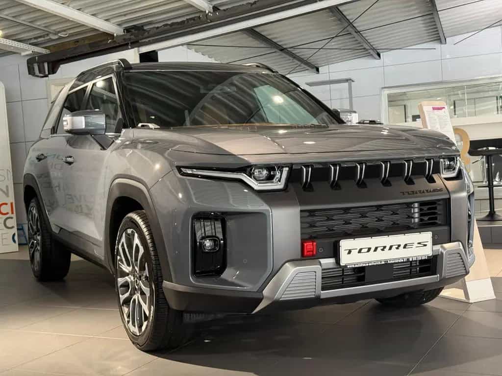 Ssangyong Torres FORREST EDITION 1.5 T-GDI AUT/LEDER/CAM null-photo-2