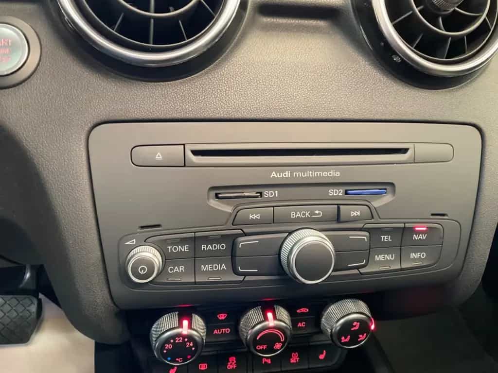Audi A1 1,4 TFSI Aut, Navi,Xenon,Pano,1.Hd. 07/2012-photo-33
