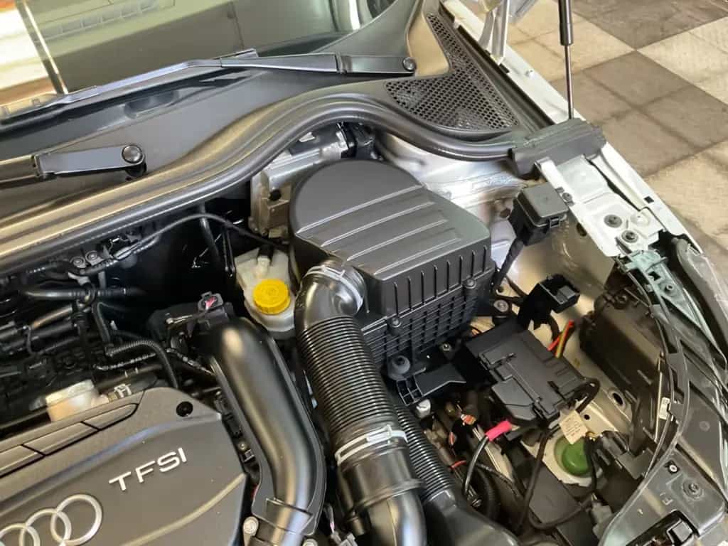 Audi A1 1,4 TFSI Aut, Navi,Xenon,Pano,1.Hd. 07/2012-photo-40