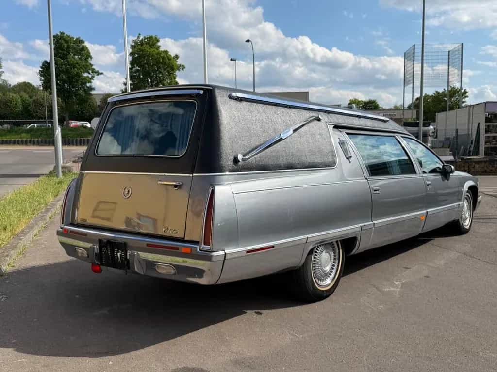 Cadillac Fleetwood 5.7 / LEICHENWAGEN / KRYSTAL / SARG 10/1994-photo-5