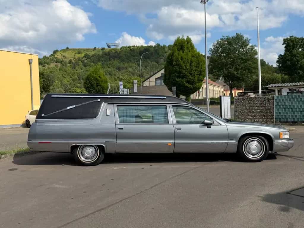 Cadillac Fleetwood 5.7 / LEICHENWAGEN / KRYSTAL / SARG 10/1994-photo-6
