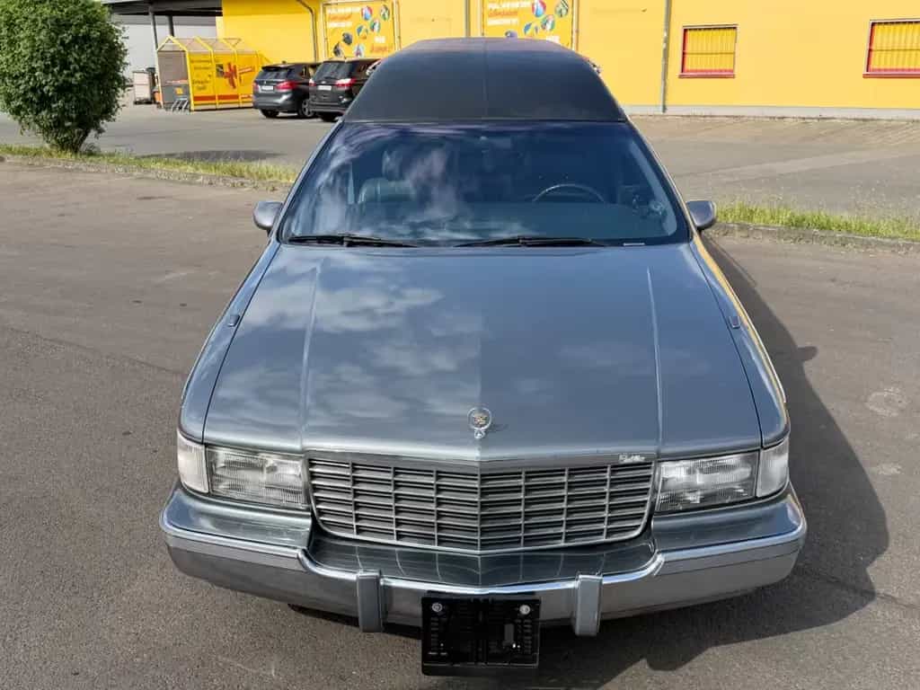 Cadillac Fleetwood 5.7 / LEICHENWAGEN / KRYSTAL / SARG 10/1994-photo-8