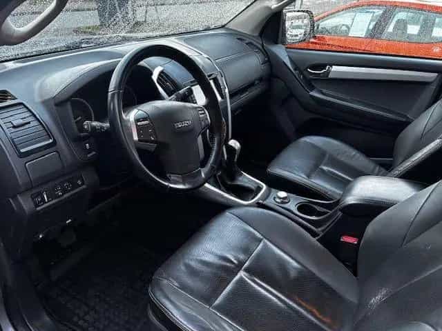Isuzu D-Max Double Cab 4WD Premium/AHZV/Leder/Kamera 05/2019-photo-12