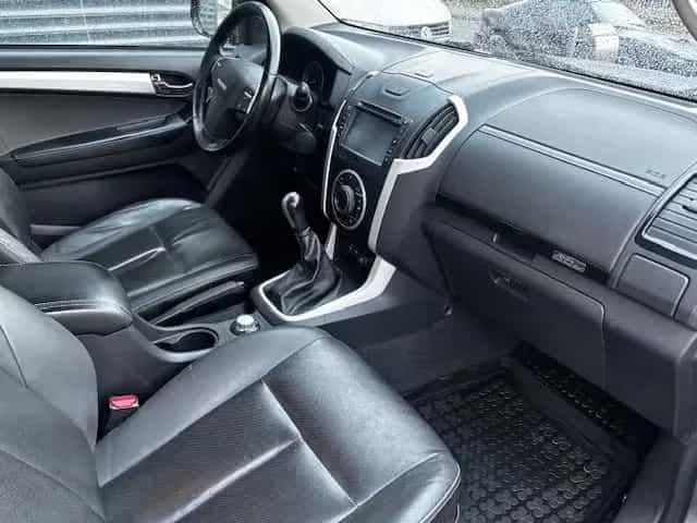 Isuzu D-Max Double Cab 4WD Premium/AHZV/Leder/Kamera 05/2019-photo-6