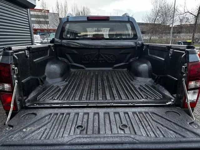 Isuzu D-Max Double Cab 4WD Premium/AHZV/Leder/Kamera 05/2019-photo-8