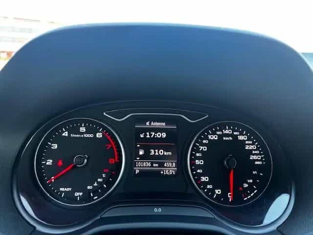 Audi Q2 quattro sport/AHK/Kamera/Navi/LED 06/2018-photo-19