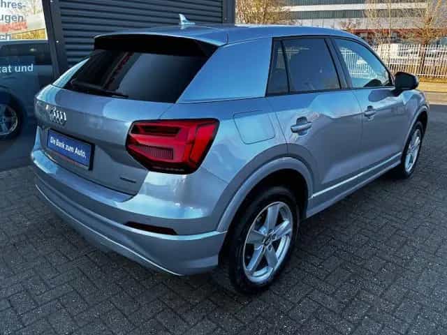 Audi Q2 quattro sport/AHK/Kamera/Navi/LED 06/2018-photo-3