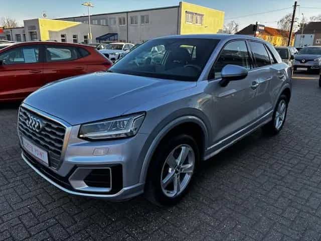 Audi Q2 quattro sport/AHK/Kamera/Navi/LED 06/2018-photo-5