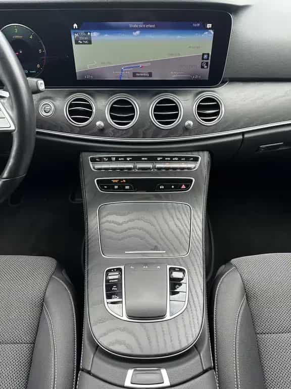 Mercedes-Benz E-Class d T Avantgarde NAV+LED+360°+WIDE+BURMEISTER 02/2023-photo-11
