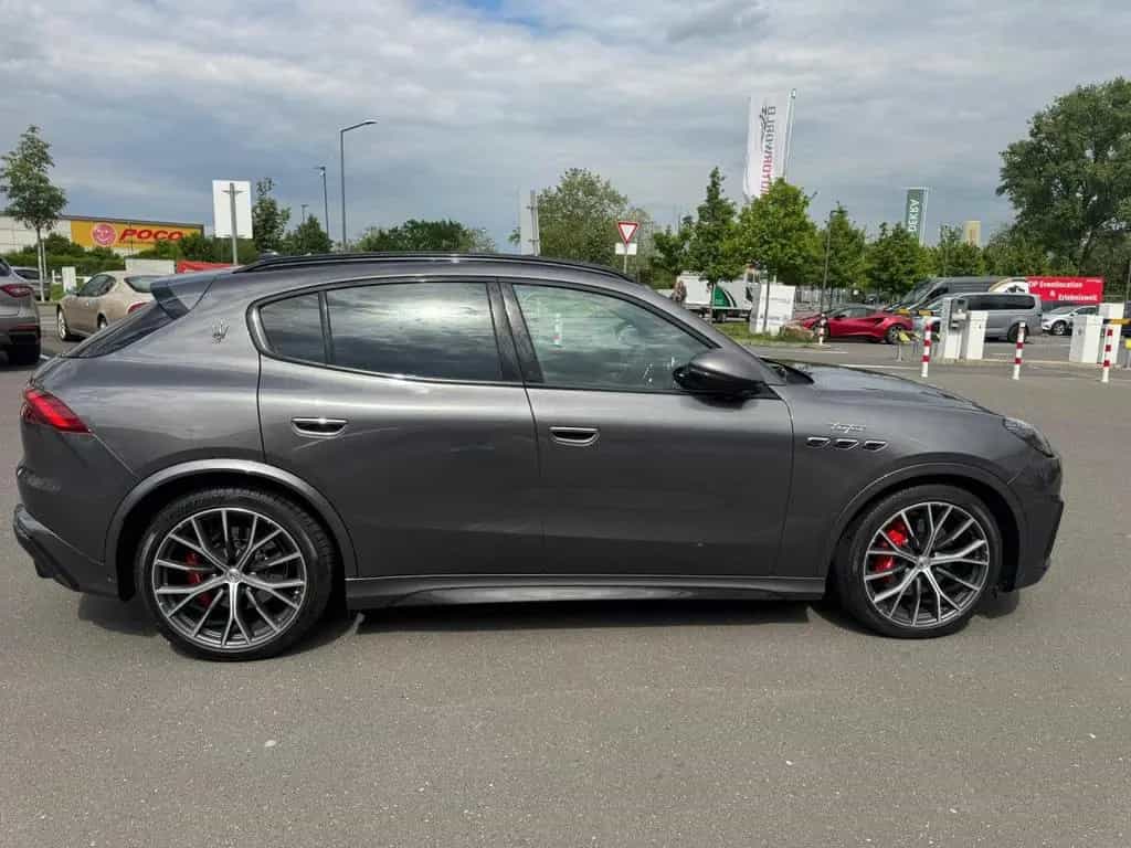 Maserati Grecale Trofeo Pano+360°+Head Up+Voll 07/2023-photo-2