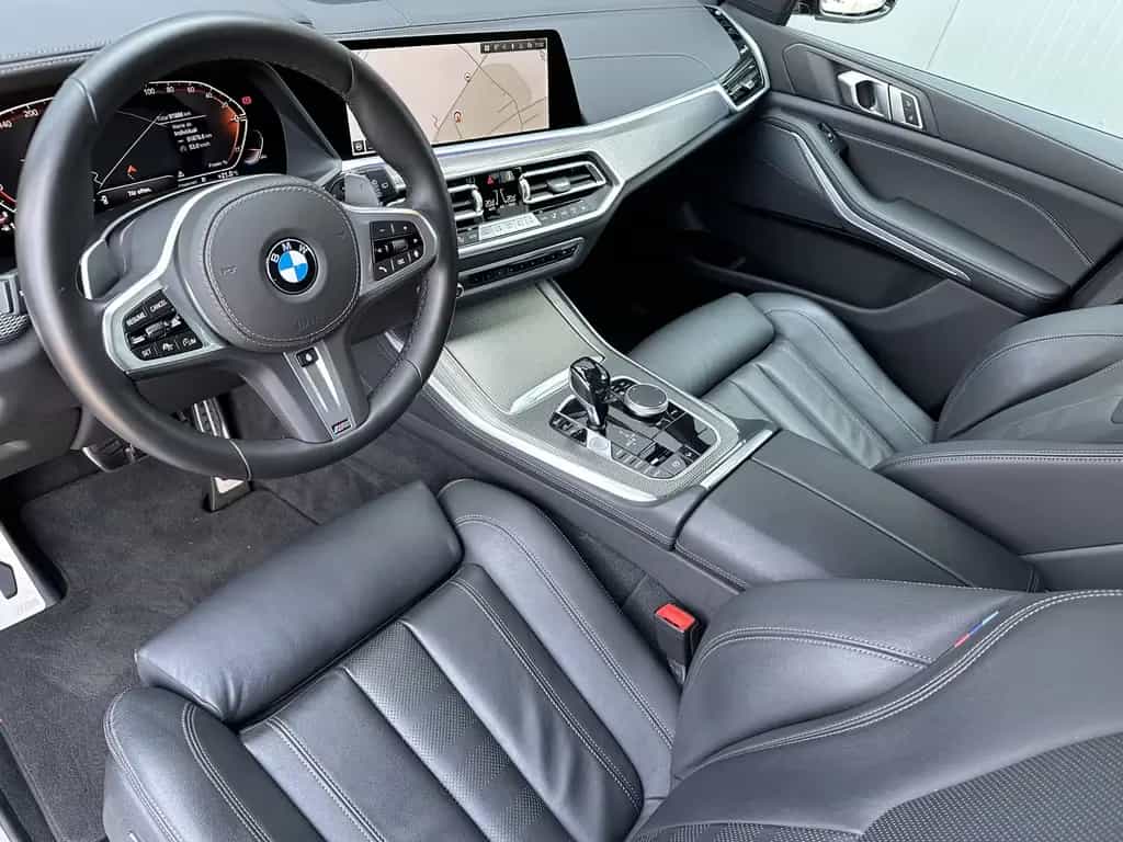 BMW X5 xDrive30d M-Sport NAV+LED+AHK+360°+21ZOLL+PP 03/2021-photo-8