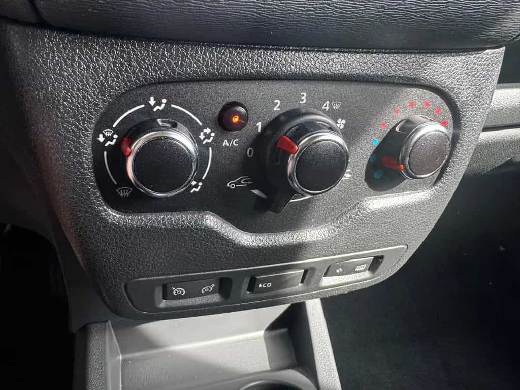 Dacia Dokker Comfort 131PS - Nur 35368 km ! 09/2019-photo-29