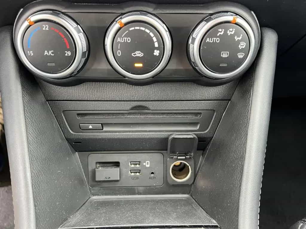 Mazda CX-3 Sports-Line*Head-up-Display*RFK*DAB*Spur* 08/2019-photo-19