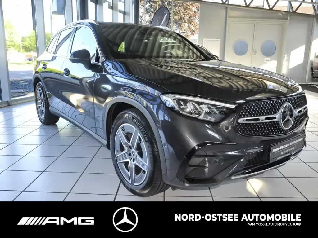 Mercedes-Benz GLC 300 d AMG 4M AHK DISTRONIC MBUX SHZ KEYLESS 08/2025-photo-2