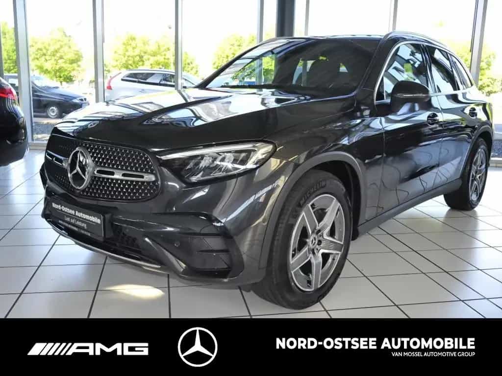 Mercedes-Benz GLC 300 d AMG 4M AHK DISTRONIC MBUX SHZ KEYLESS 08/2025-photo-5