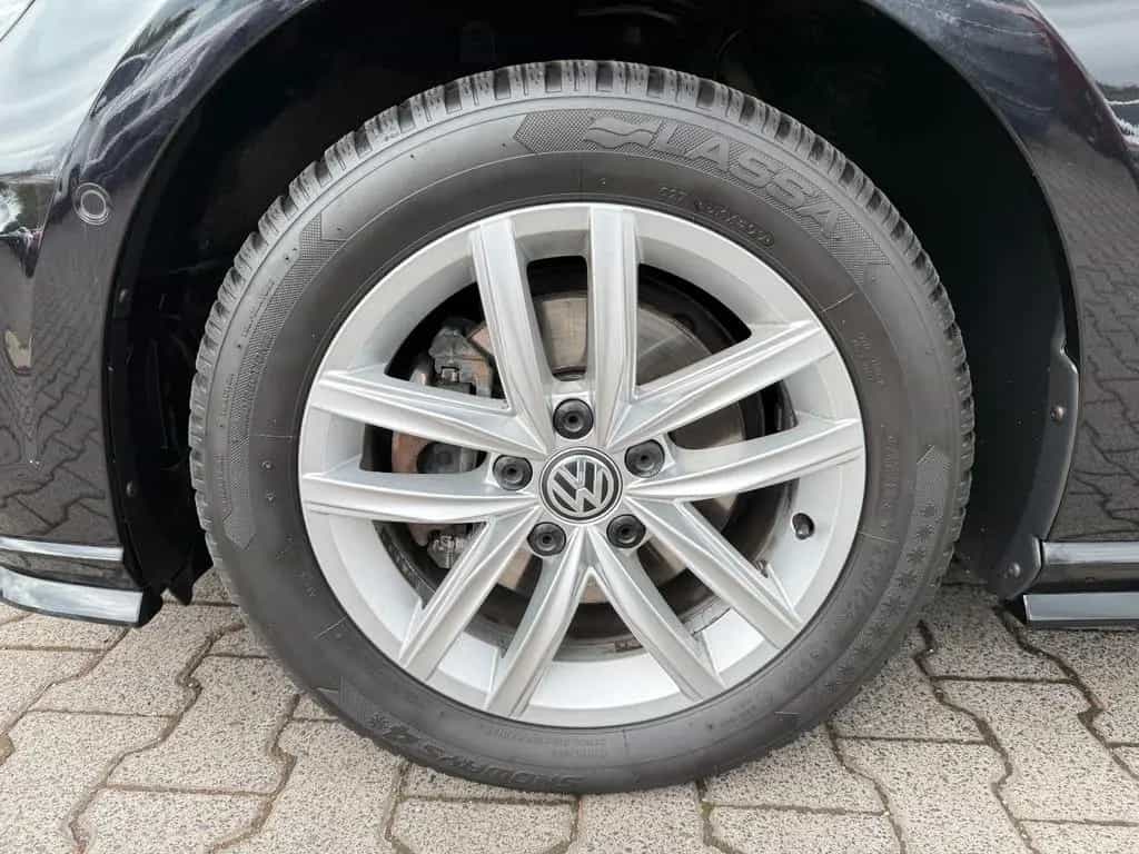 Volkswagen Golf VII Variant *KAMERA*NAVI*AUTOM*R-LINE*AUTOM 11/2019-photo-2