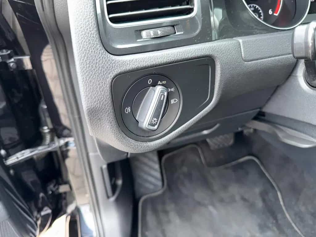 Volkswagen Golf VII Variant *KAMERA*NAVI*AUTOM*R-LINE*AUTOM 11/2019-photo-27
