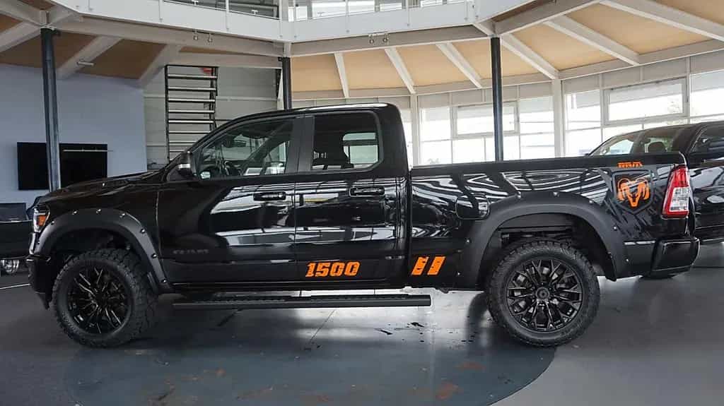 Dodge RAM 1500 HEMI Quad Cab 4x4*AHK*Longbed* 07/2022-photo-1